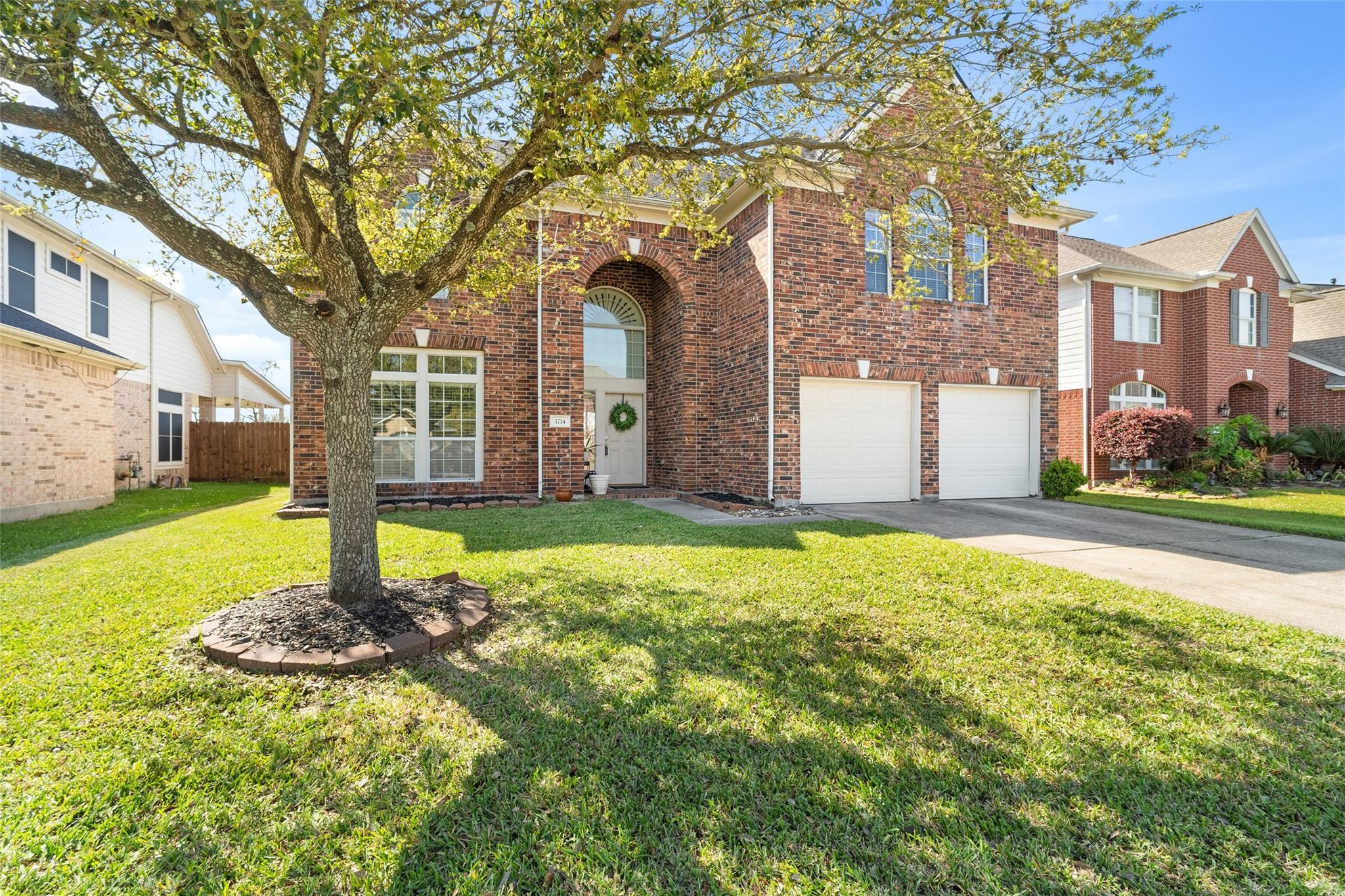 3714 Apple Tree Circle W