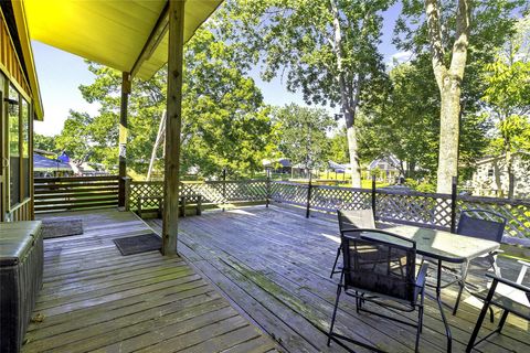 Tiny photo for 148 Sandpiper Dr DR, Livingston, TX 77351 (MLS # 63360044)