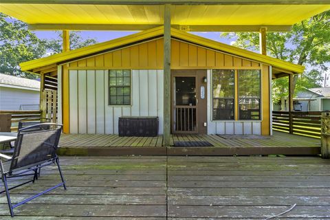 Tiny photo for 148 Sandpiper Dr DR, Livingston, TX 77351 (MLS # 63360044)