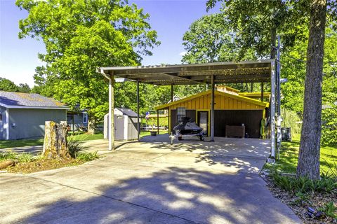 Tiny photo for 148 Sandpiper Dr DR, Livingston, TX 77351 (MLS # 63360044)