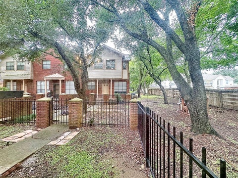 Photo of 1103 Dulles Avenue #504, Stafford, TX 77477 (MLS # 91017677)