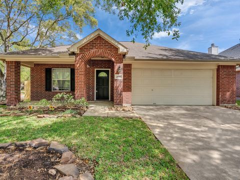 Photo of 21742 Winsome Rose Court, Cypress, TX 77433 (MLS # 40340452)