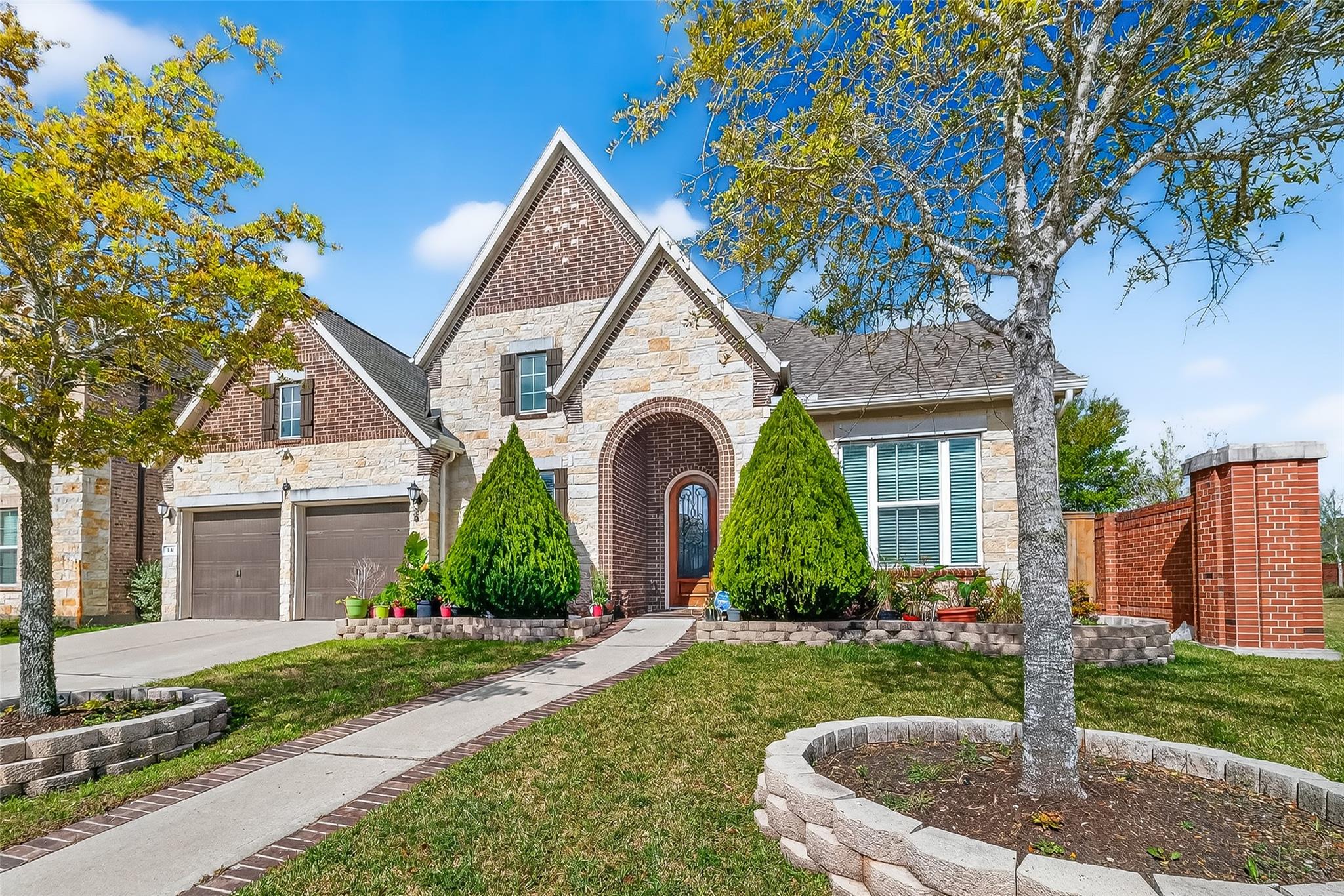 131 Crown Estate Way