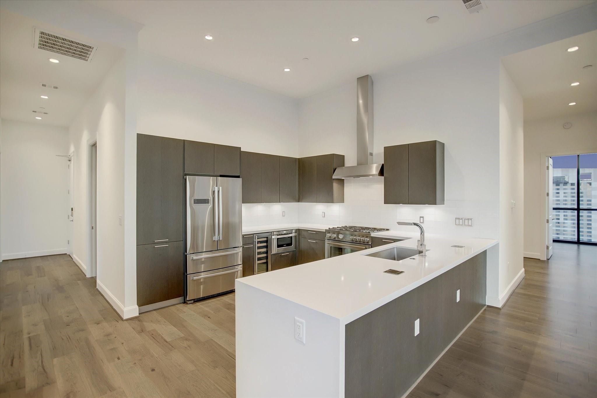 1211 Caroline Street 2002