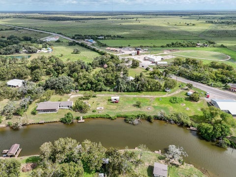 Photo of 107 Private Road 649, Sargent, TX 77414 (MLS # 13170565)