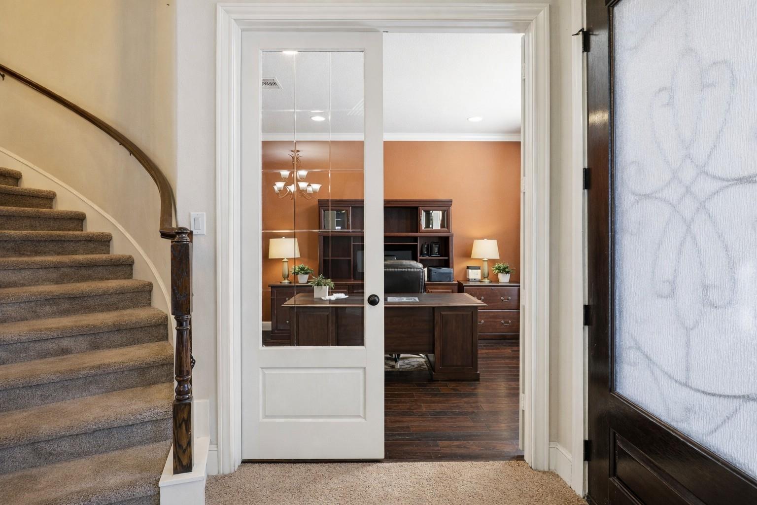 1611 Tonkawa Trail
