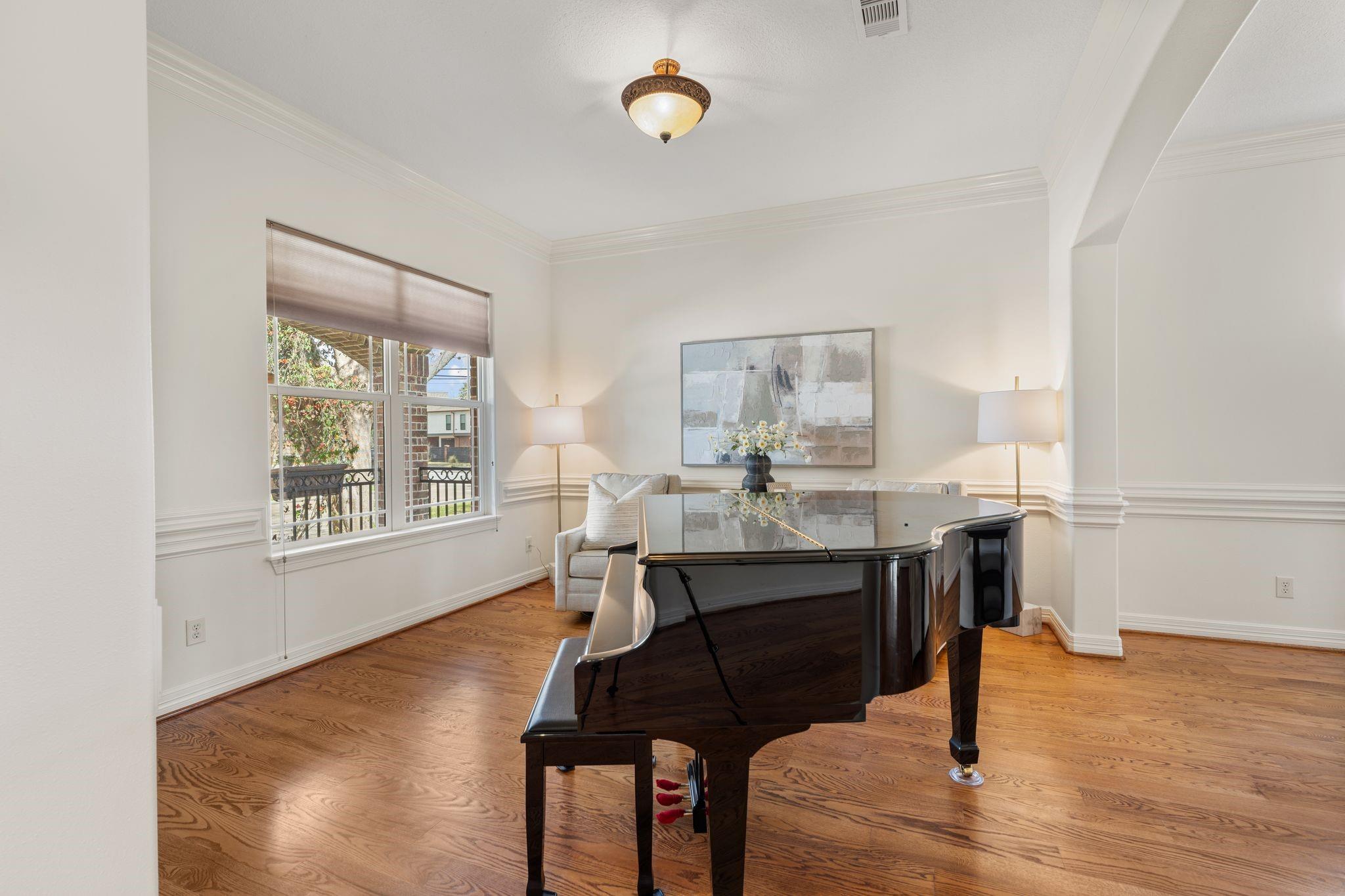 5103 Chestnut Street