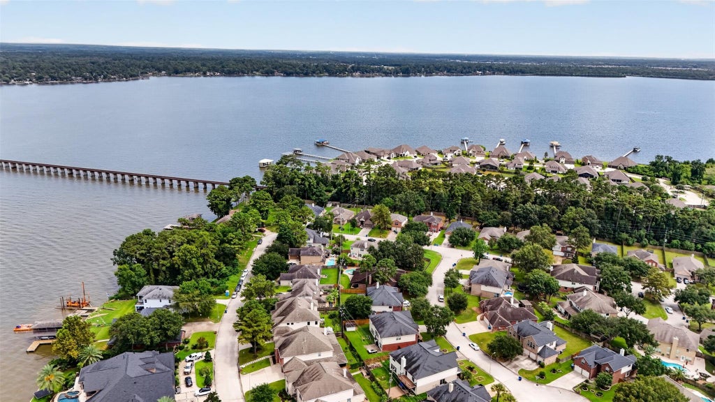 Photo of 9130 Rolling Rapids Road, Humble, TX 77346 (MLS # 22101712)