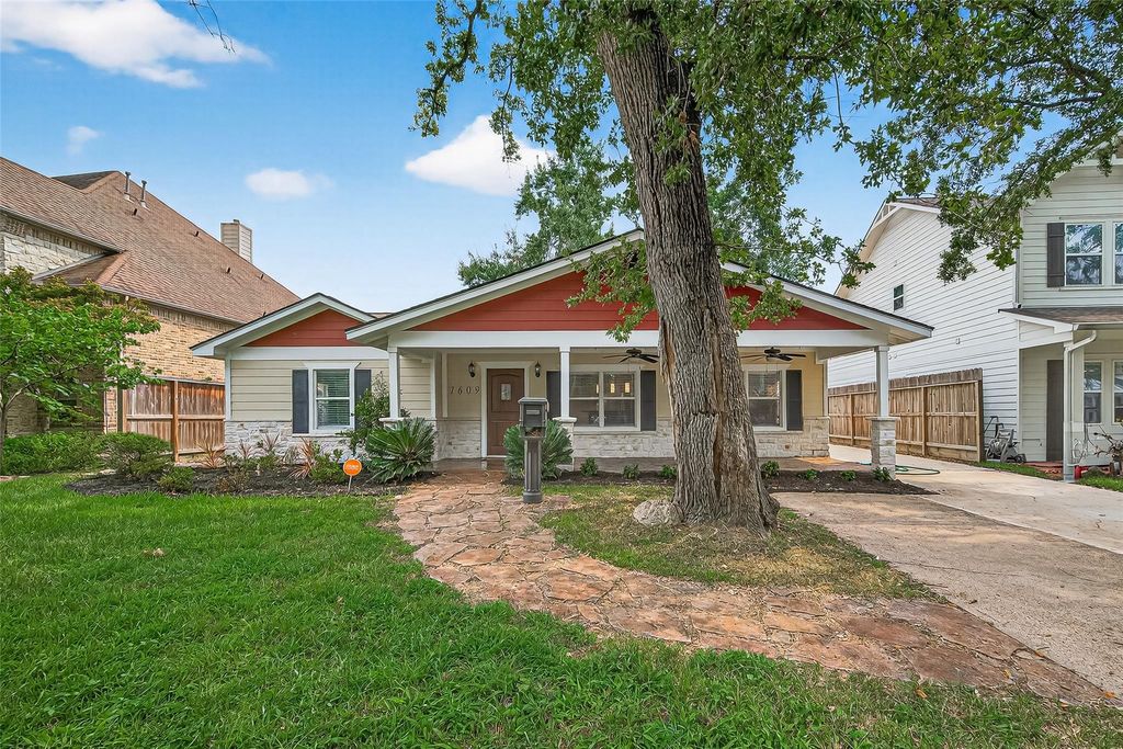 Photo of 1609 Cheshire Lane, Houston, TX 77018 (MLS # 8667001)