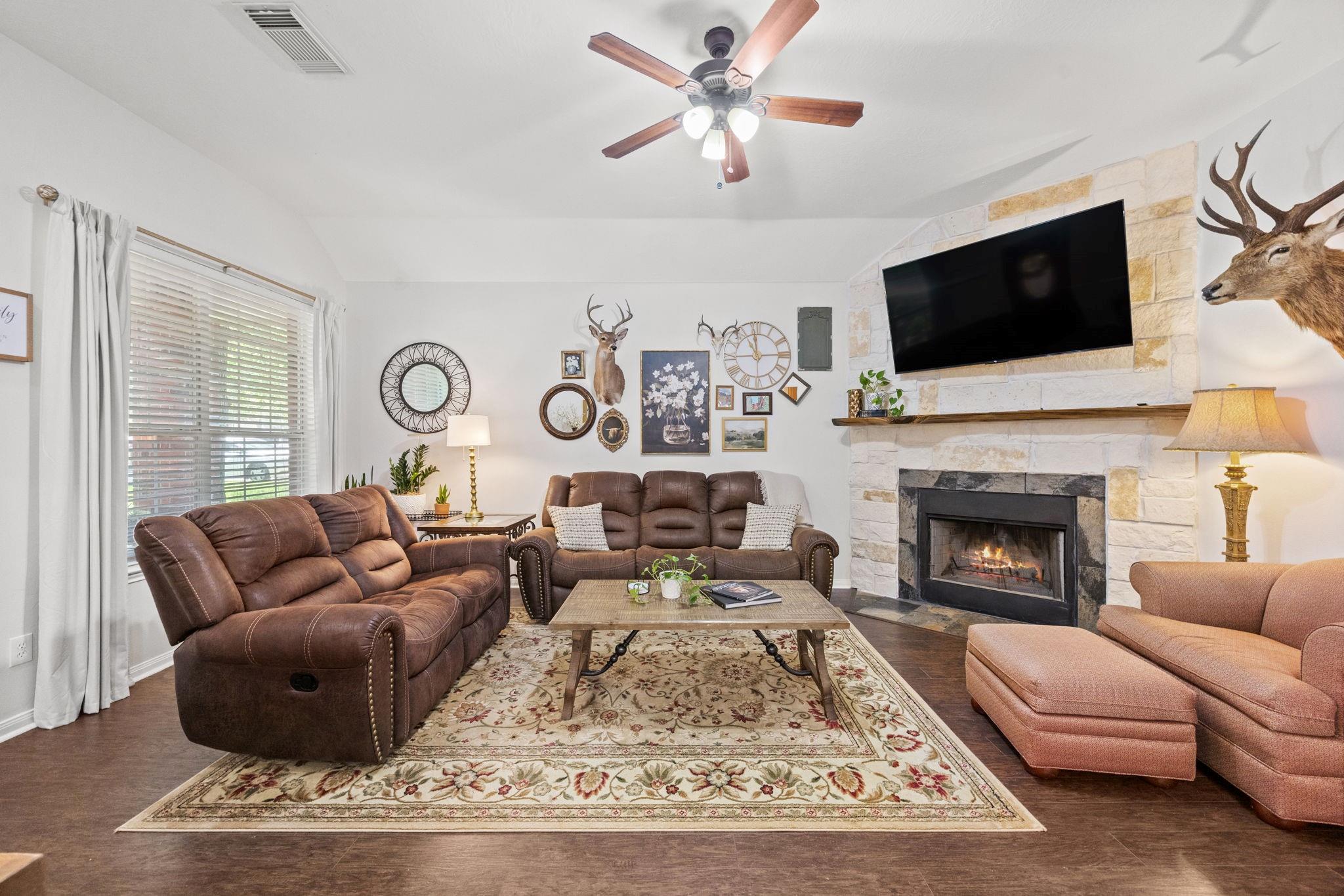 11366 Glenforest Dr