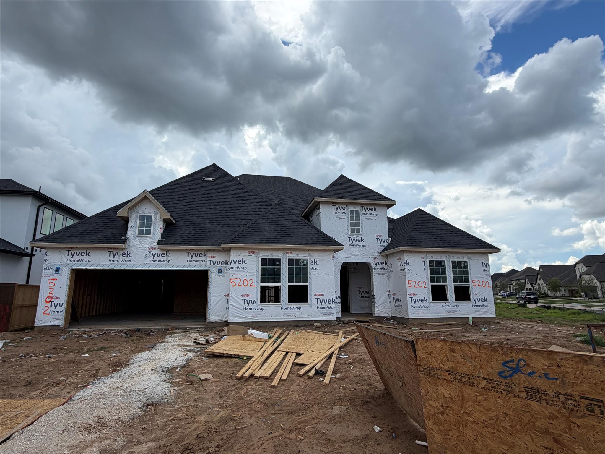 5202 Deer Valley Court