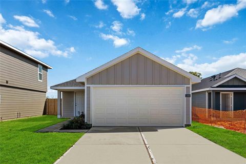 Photo of 11918 Sweet Apple Lane Lane, Houston, TX 77048 (MLS # 60832041)