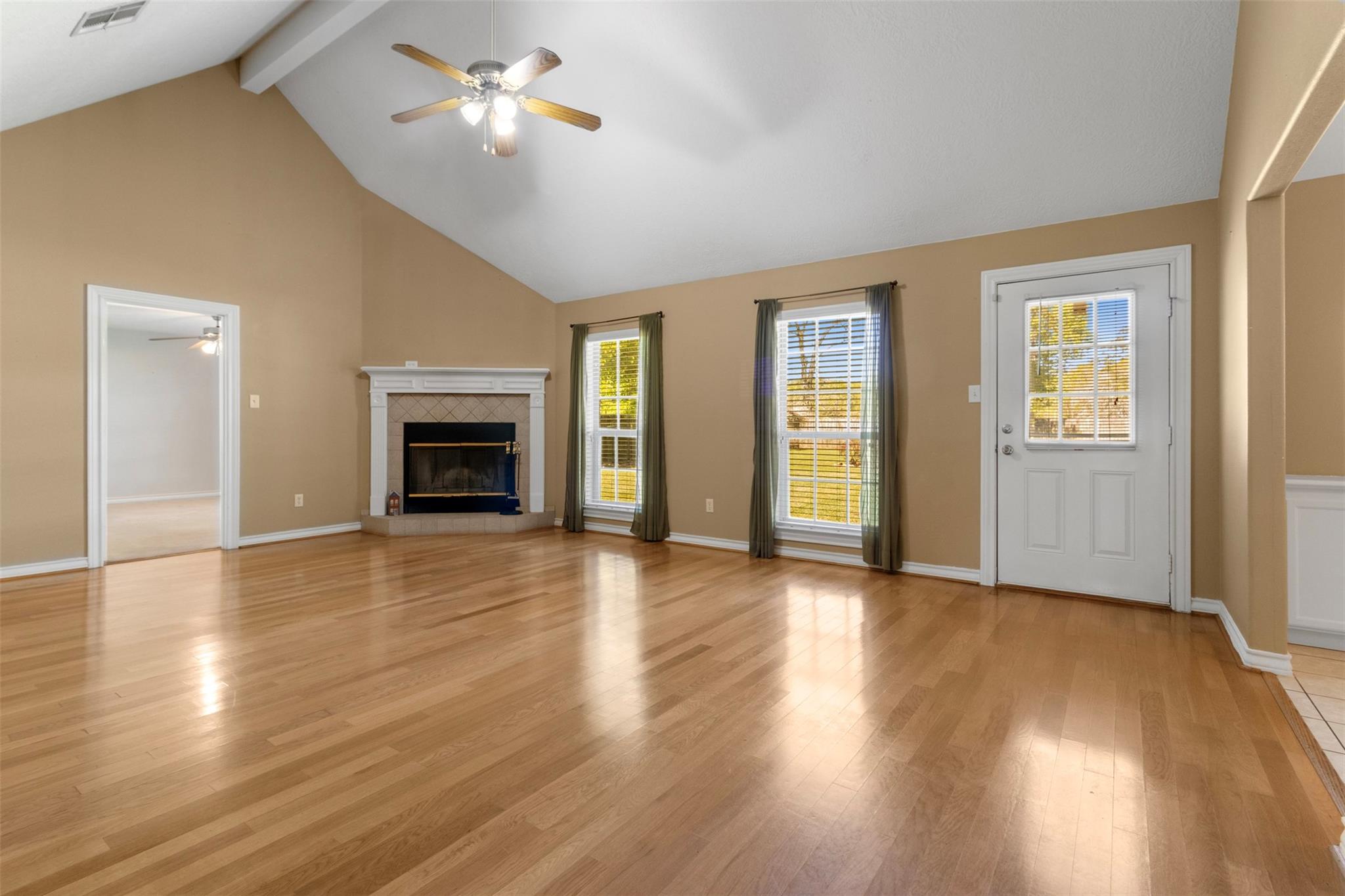 162 Bay Oak