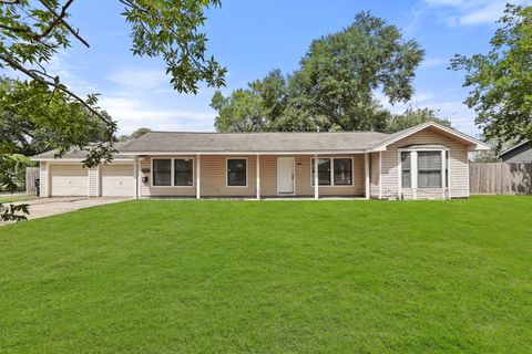 Photo of 7357 Brace Street, Houston, TX 77061 (MLS # 47105068)