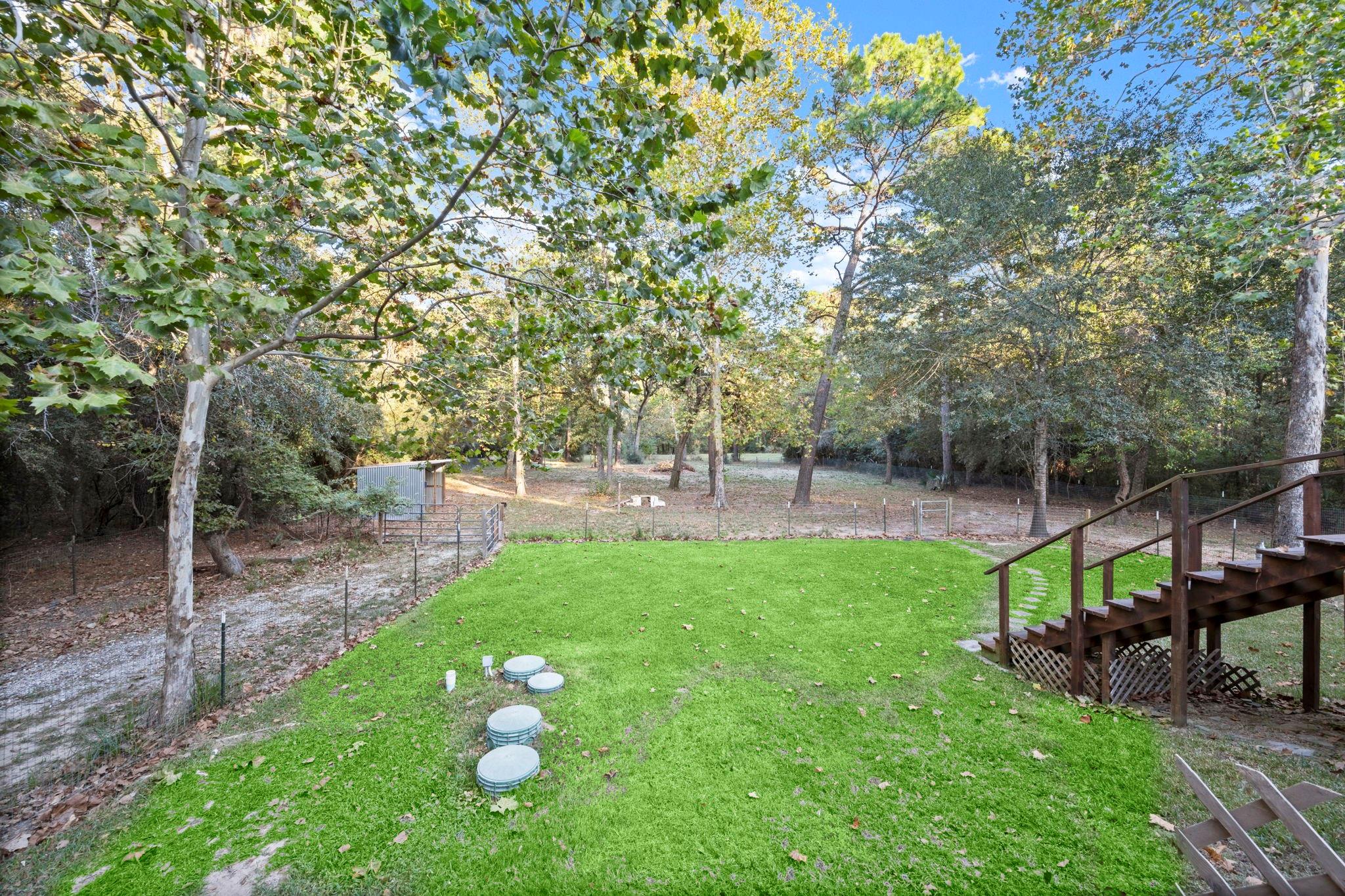 23016 Glenwood Boulevard