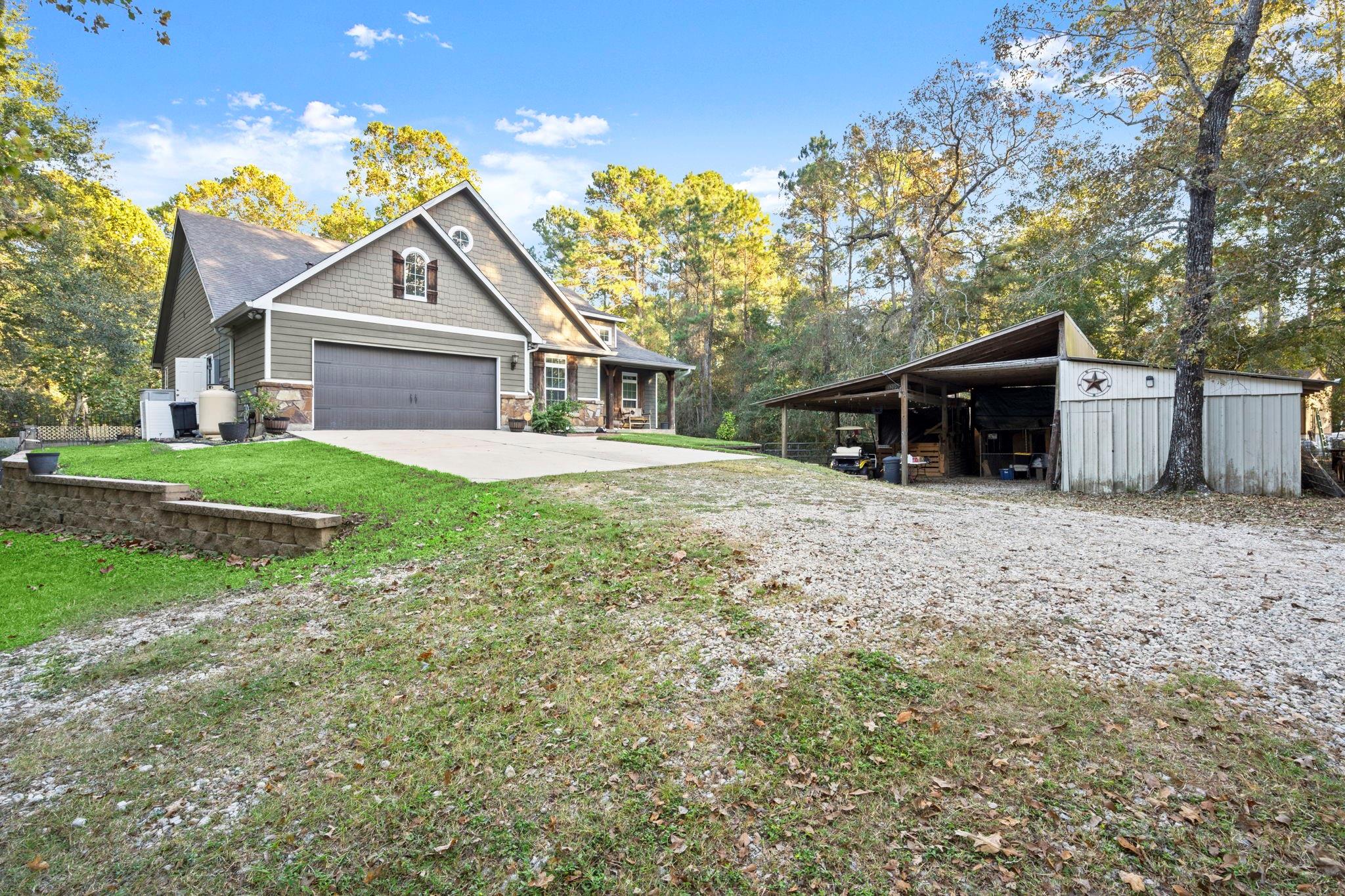 23016 Glenwood Boulevard