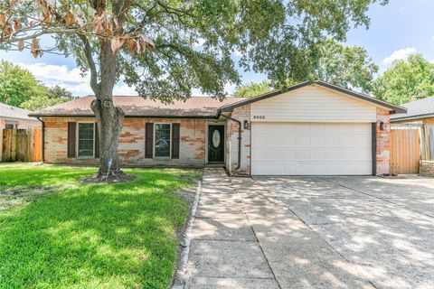 9902 Wren Street La Porte TX 77571