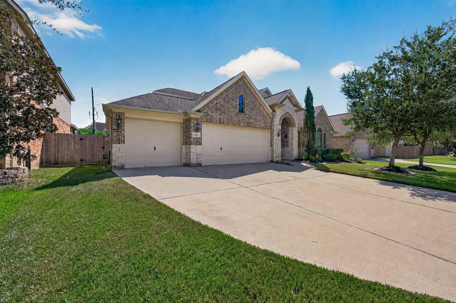 14806 Golden Hawk Trail