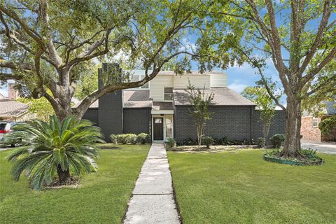 Photo of 14823 Elmont Drive, Houston, TX 77095 (MLS # 48350792)