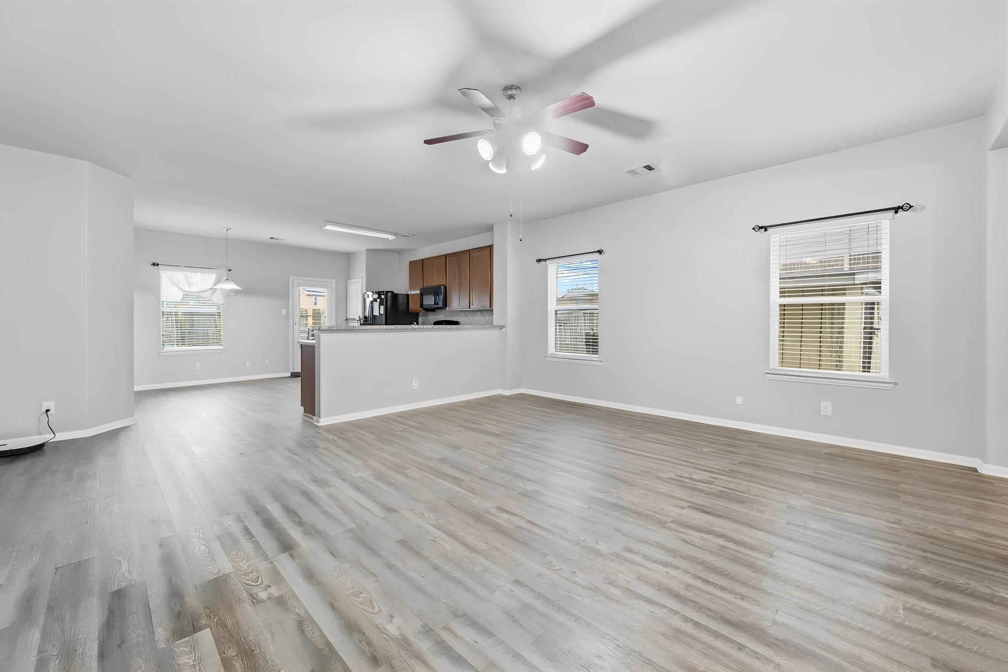 7738 Foxwaithe Lane
