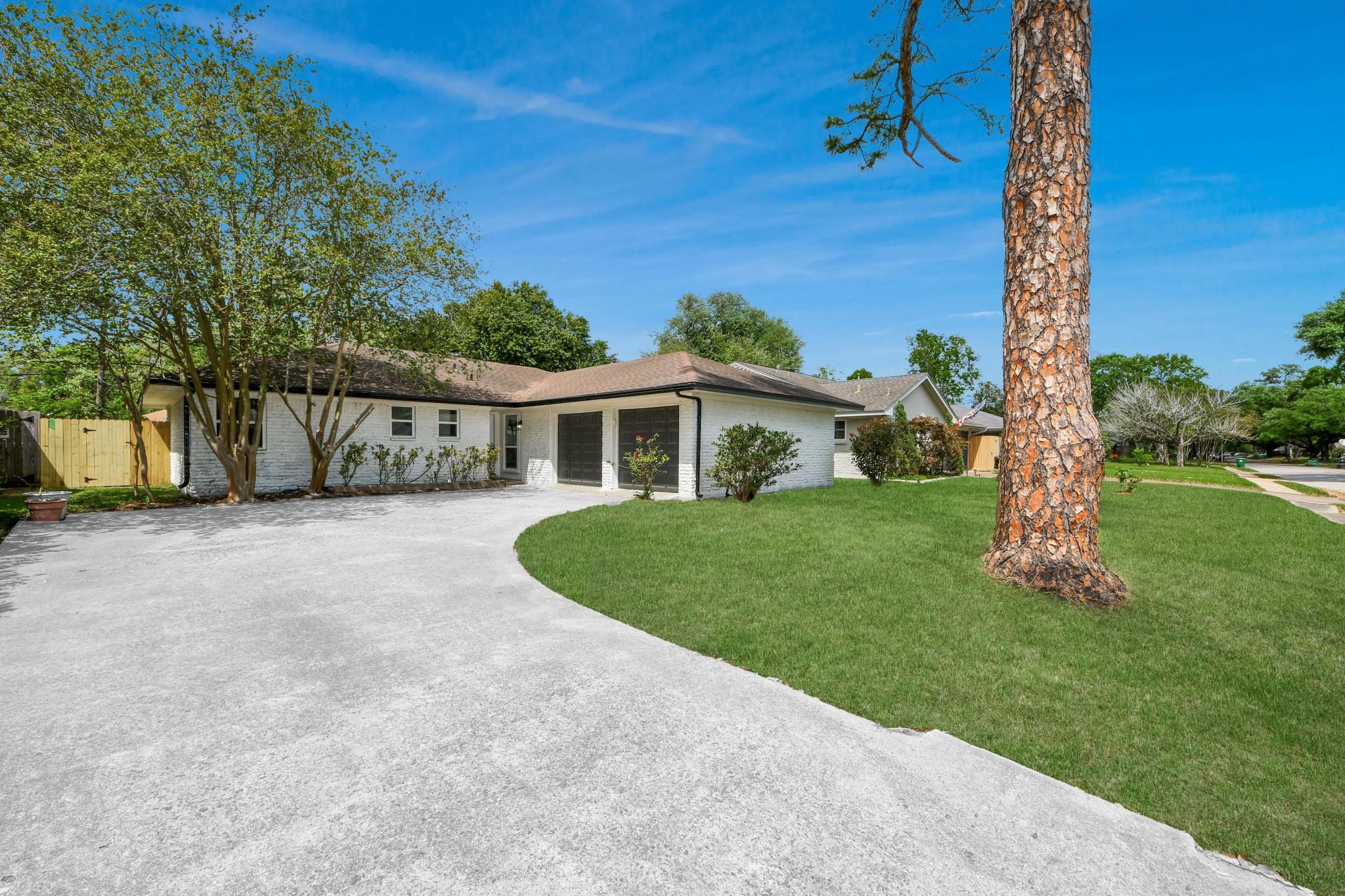 11222 Cliffwood Drive