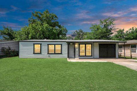 Photo of 5738 Kenilwood Drive, Houston, TX 77033 (MLS # 95438668)