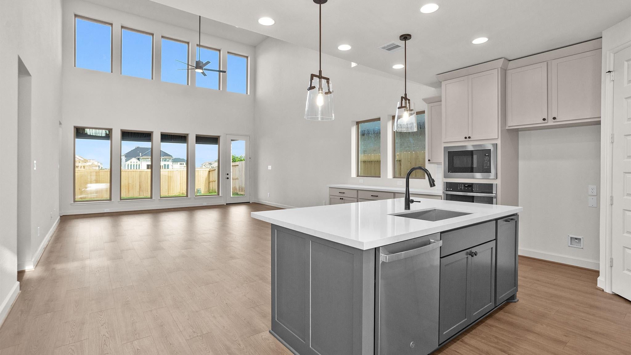 10503 Melida Dawn Way