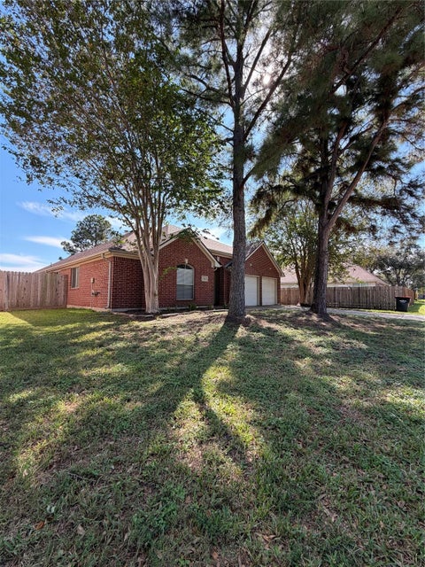 Photo of 19410 Bear Springs Dr Dr, Katy, TX 77449 (MLS # 49696107)