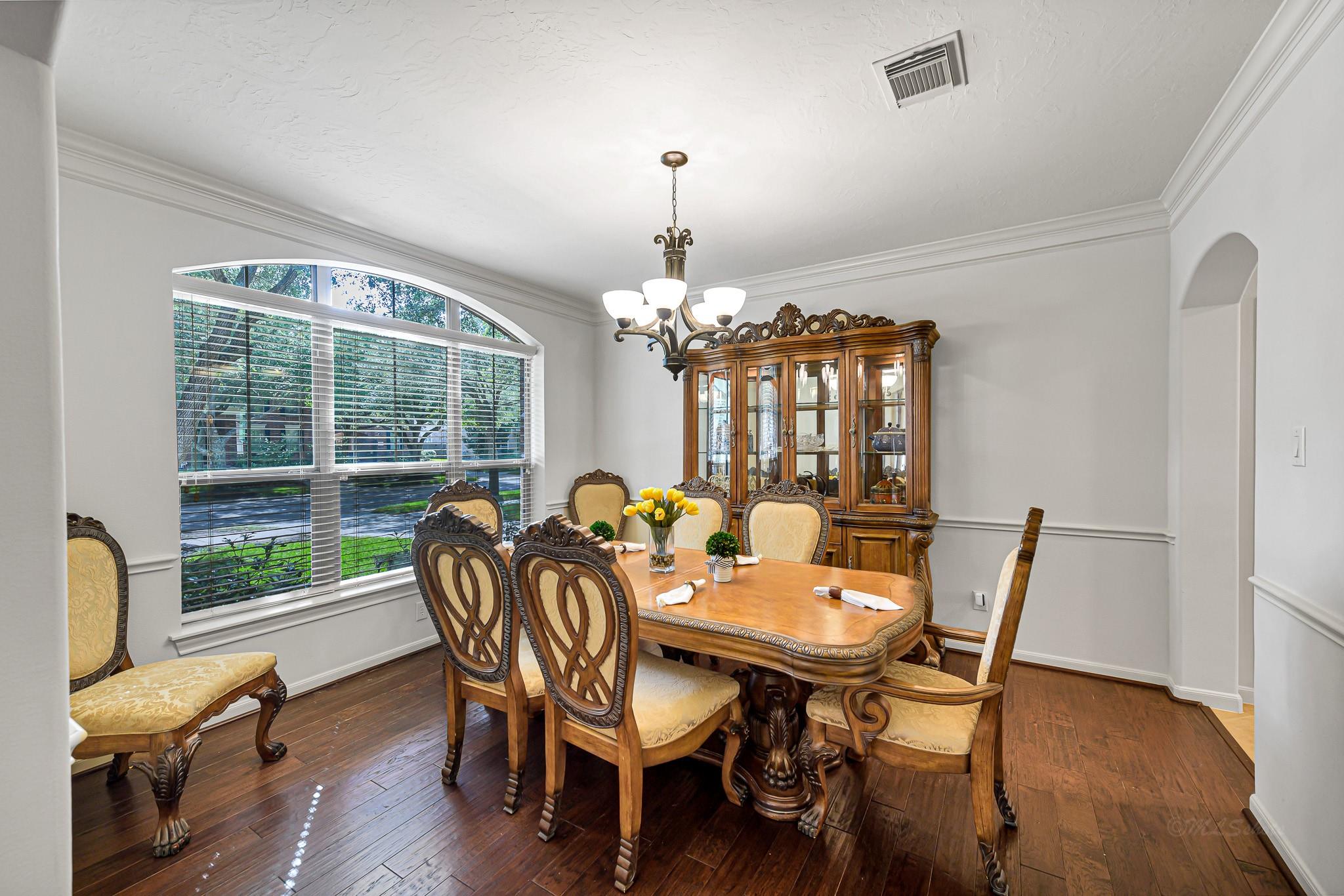1302 Lake Grayson Drive