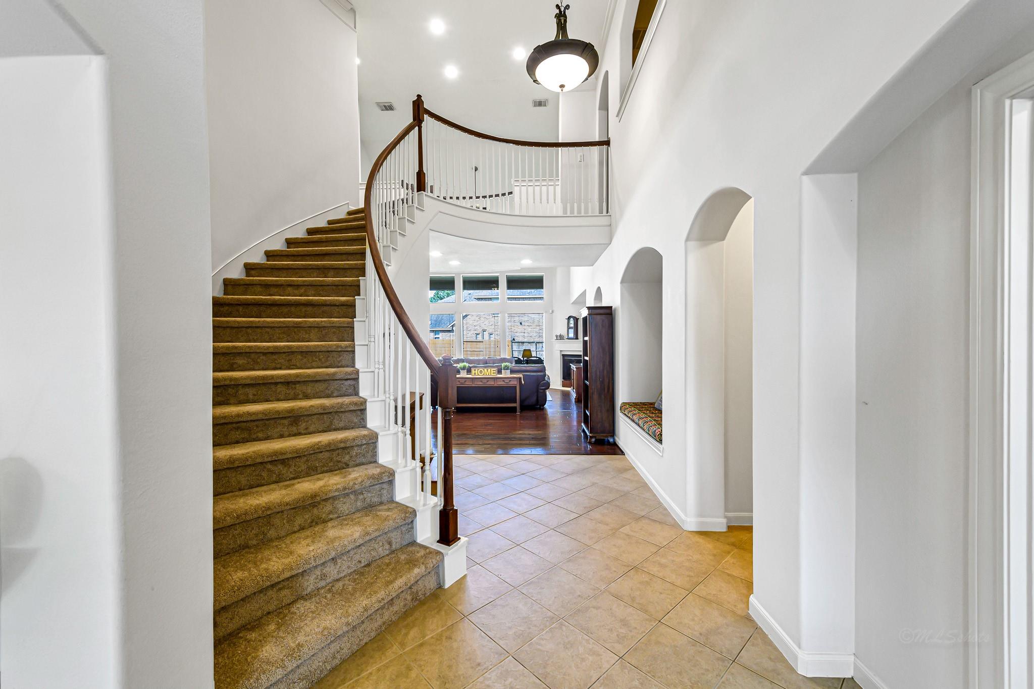 1302 Lake Grayson Drive