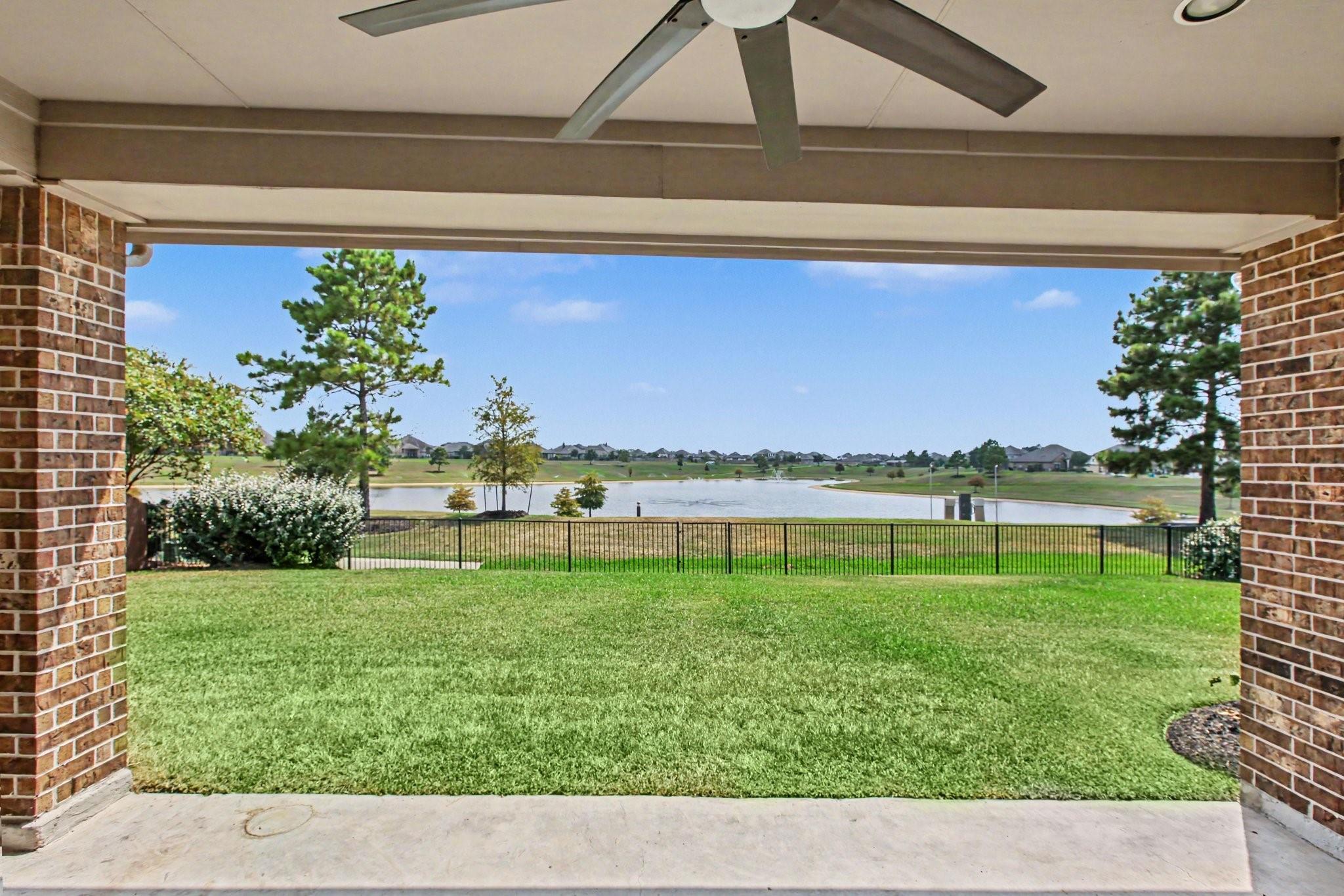 7415 Laguna Lake Drive