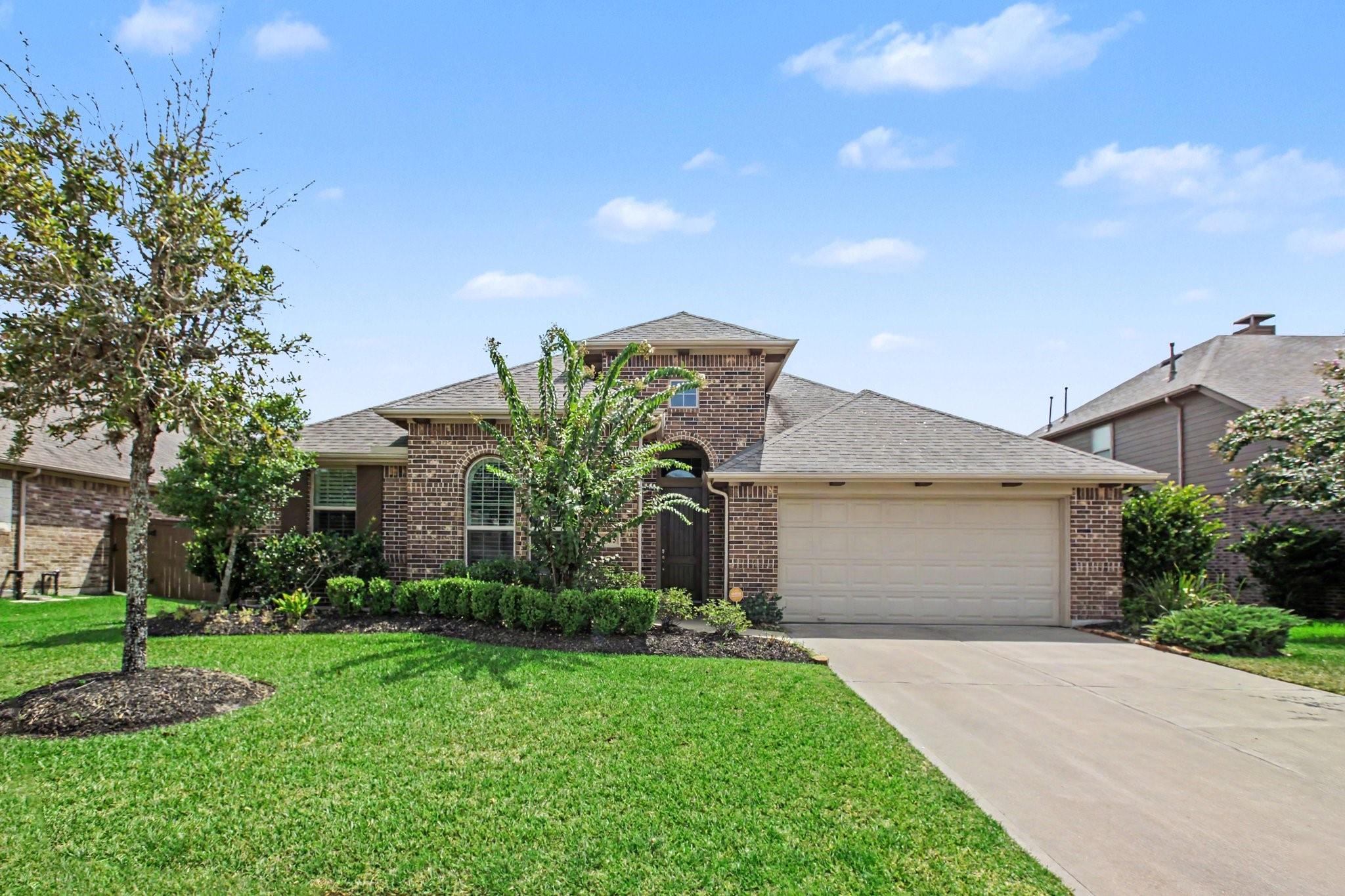 7415 Laguna Lake Drive