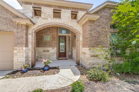 Photo of 27314 Dana Creek Dr, Boerne, TX 78015 (MLS # 59993939)