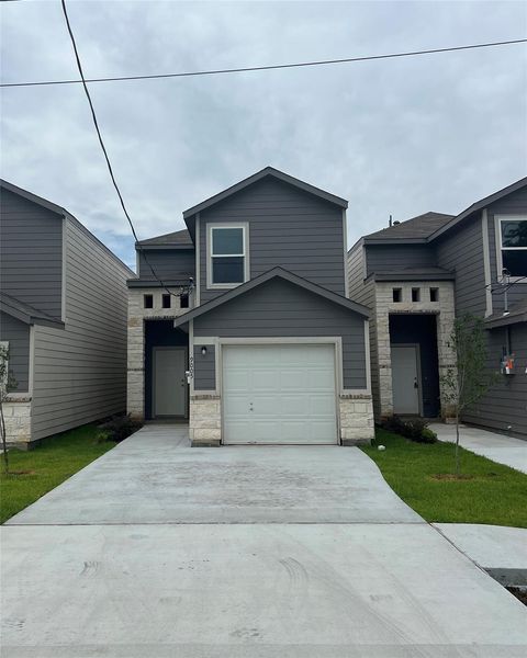 Photo of 9006 Intervale Street, Houston, TX 77075 (MLS # 62876558) Photo of 9006 Intervale Street, Houston, TX 77075 (MLS # 62876558)