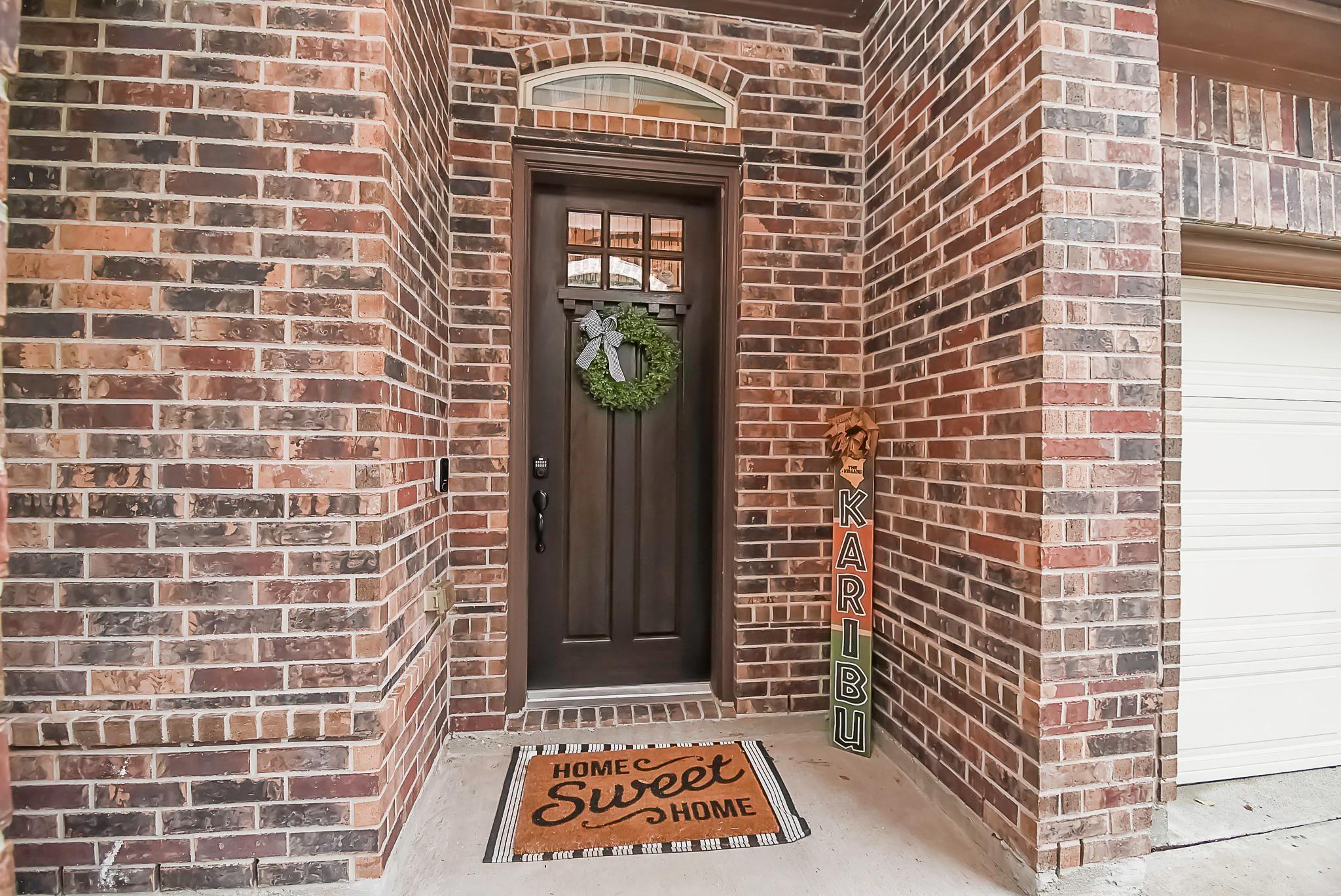 3342 Breeze Bluff Way