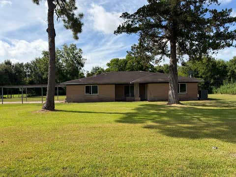 Photo of 702 E Dallas Street, Fresno, TX 77545 (MLS # 49909301)