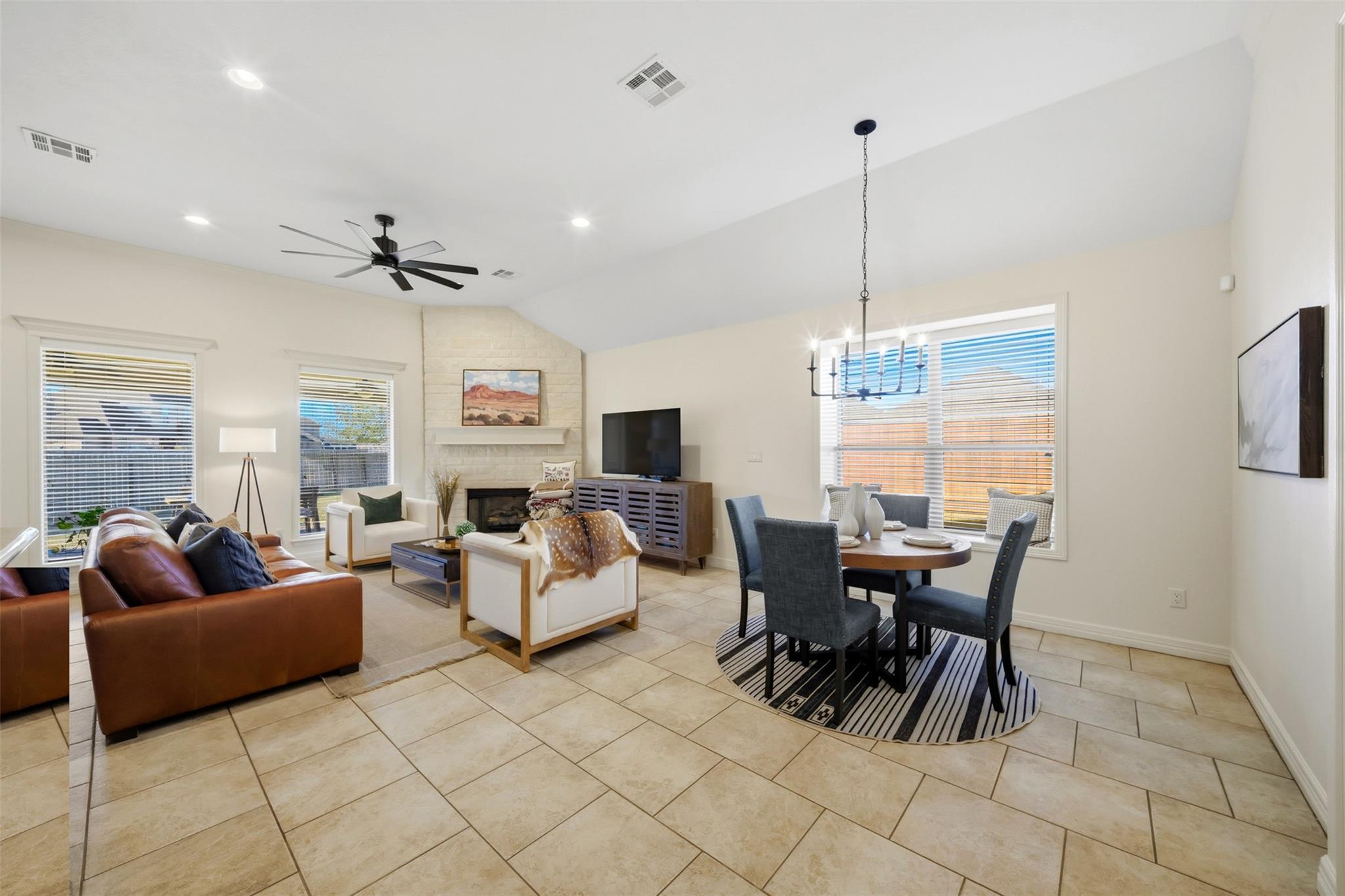 1700 Lakeshore Court