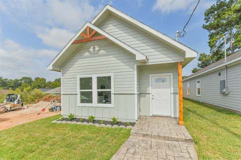 Photo of 16922 W Forrestal, Montgomery, TX 77316 (MLS # 39773777)