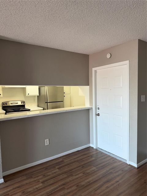 2816 S Bartell Drive Houston TX 77054