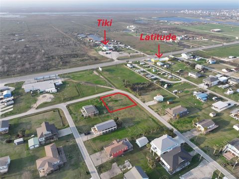 Photo of 1354 Skyline Drive, Crystal Beach, TX 77650 (MLS # 38615161)