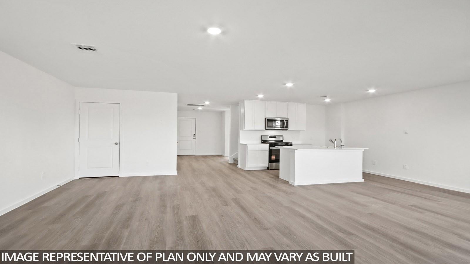 3013 Baisley Trail