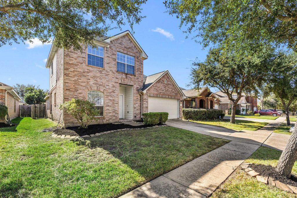 Photo of 1835 Creegan Park Court, Houston, TX 77047 (MLS # 46353864)