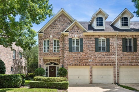 Photo of 5819 Inwood Park Ct Court N, Houston, TX 77057 (MLS # 58879550)