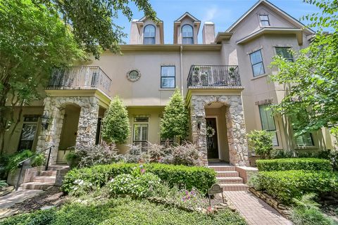 Photo of 3322 Memorial Crest Boulevard, Houston, TX 77007 (MLS # 66601328)