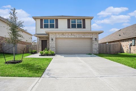 Photo of 10 Greenbriar Loop, Angleton, TX 77515 (MLS # 86954138)