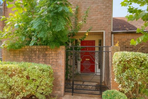 9146 Wilcrest Drive 9146 Houston TX 77099