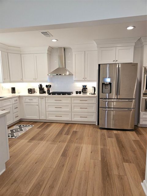 Photo of 10803 Chimney Rock Road, Houston, TX 77096 (MLS # 20339825)