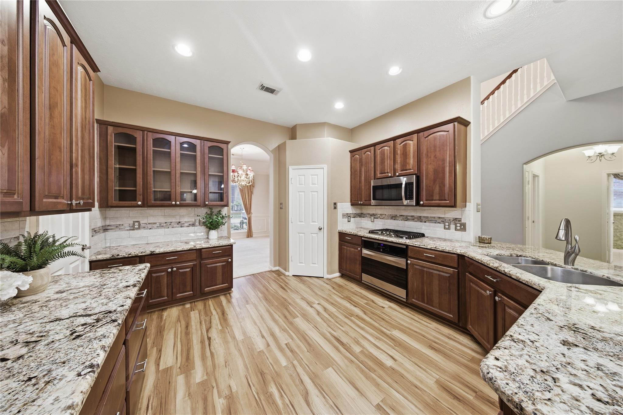 13515 Sand Mountain Lane