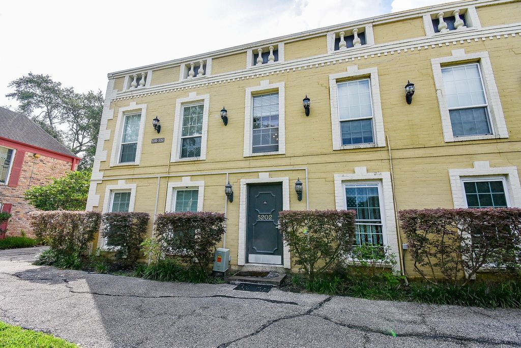 Photo of 5202 Arboles Drive #3, Houston, TX 77035 (MLS # 59197430)