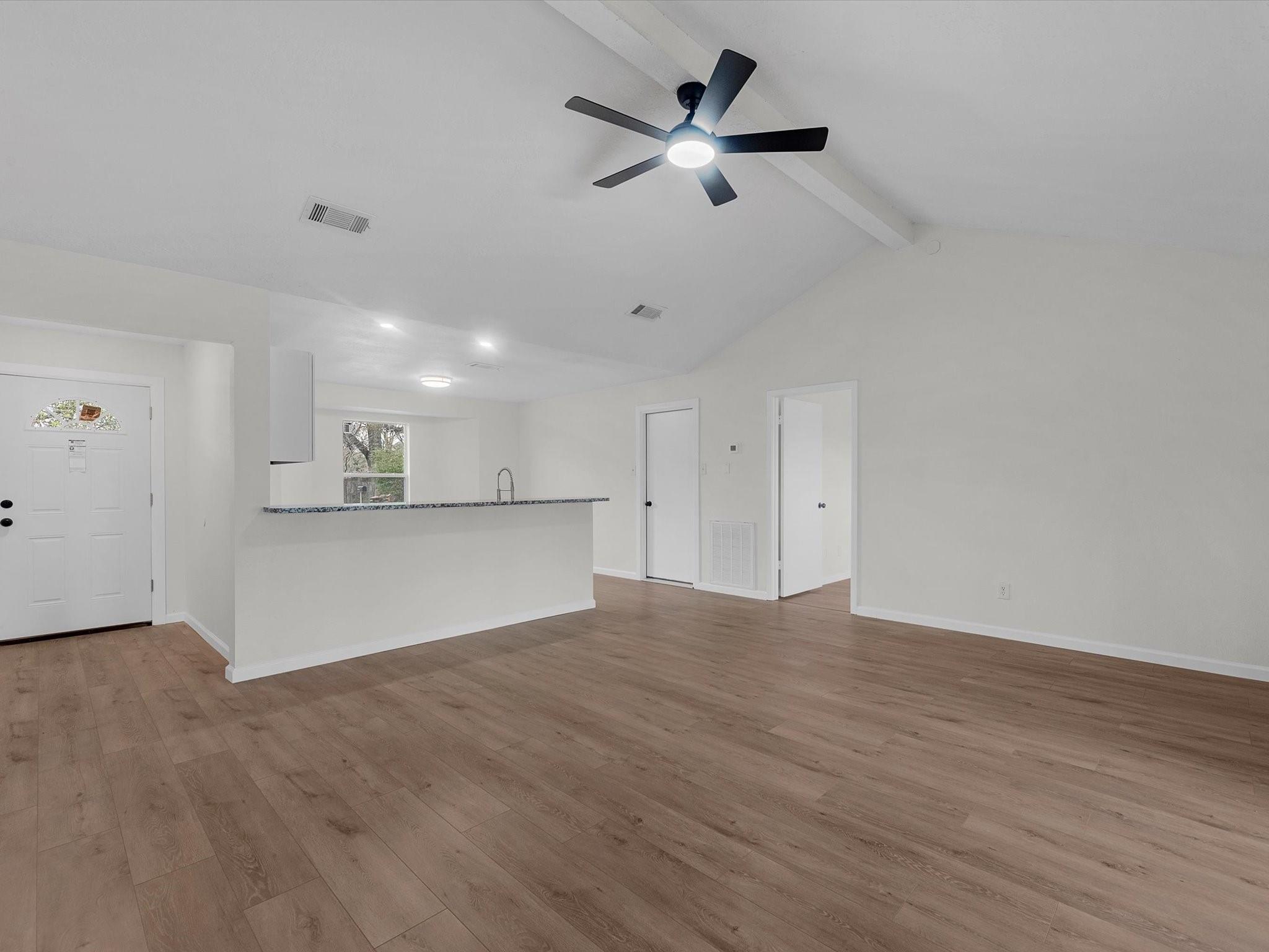 230 W Willwood Drive